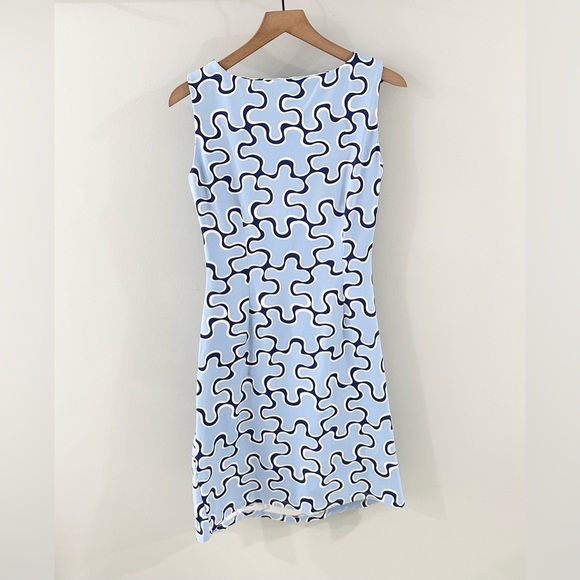 J. McLaughlin Catalina Cloth Blue Puzzle Piece Dress Size Medium - Picture 6 of 6